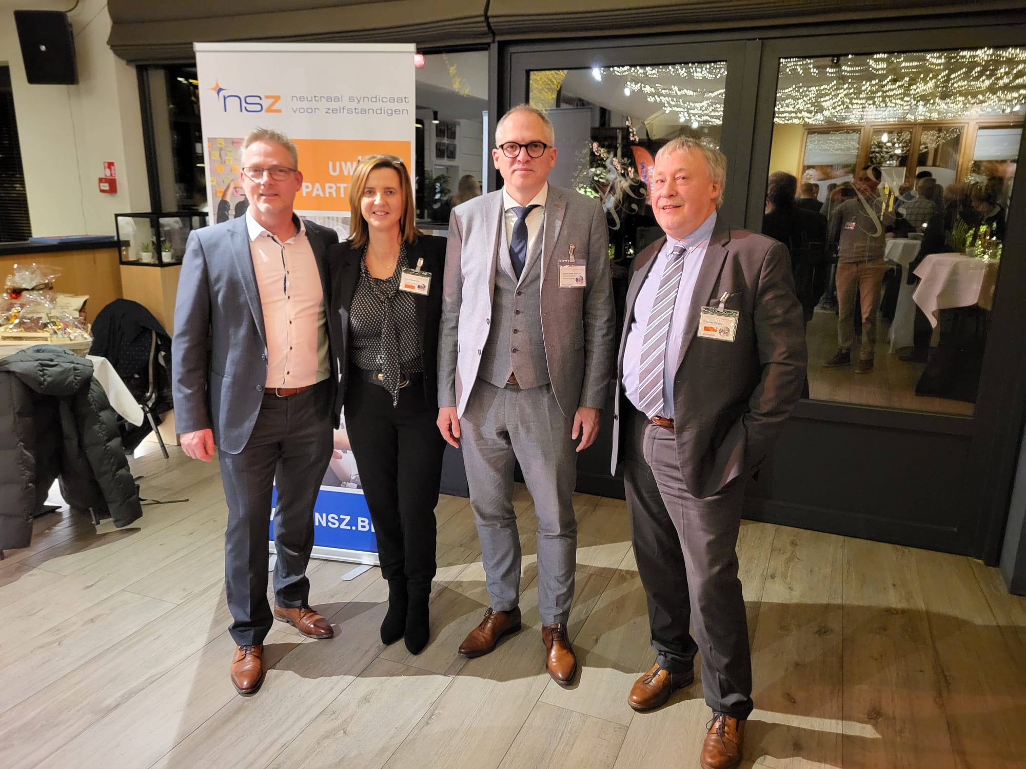 Ondernemerscaf&eacute;s in Antwerpen en Aalst groot succes (+foto's)