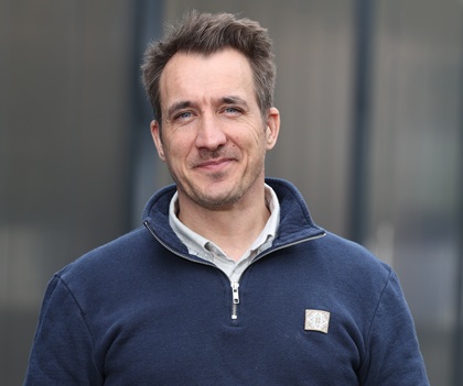 Schrijf nu in voor het gratis Ondernemerscaf&eacute; in Laakdal met Andy Peelman